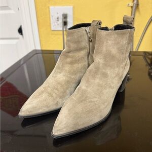 Everlane Suede Ankle Boots in Taupe